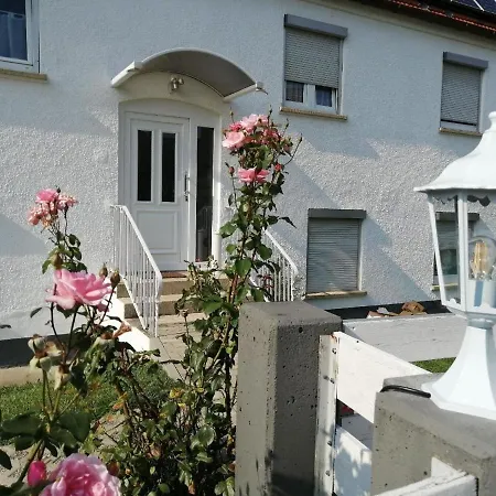 Ferienwohnung Fur 2 Personen 2 Kinder Ca 55 M In Burgau, Schwaben Schwaben Bayern - A81949 *