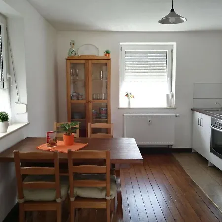 Apartamento Ferienwohnung Fur 2 Personen 2 Kinder Ca 55 M In Burgau, Schwaben Schwaben Bayern - A81949
