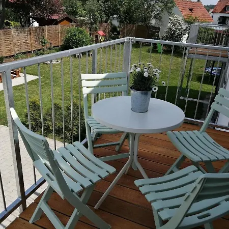 Apartamento Ferienwohnung Fur 2 Personen 2 Kinder Ca 55 M In Burgau, Schwaben Schwaben Bayern - A81949