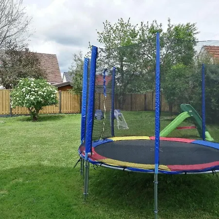 Ferienwohnung Fur 2 Personen 2 Kinder Ca 55 M In Burgau, Schwaben Schwaben Bayern - A81949 Apartamento *