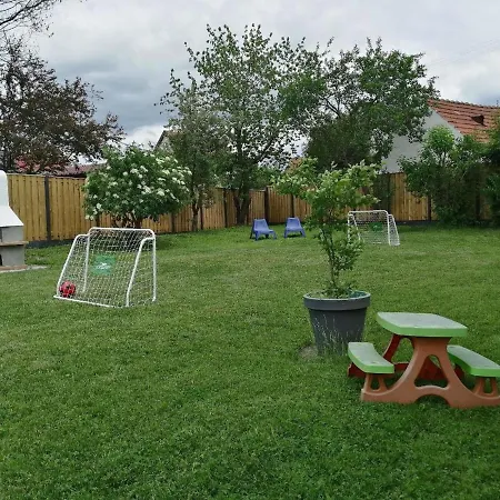 Apartamento Ferienwohnung Fur 2 Personen 2 Kinder Ca 55 M In Burgau, Schwaben Schwaben Bayern - A81949 *