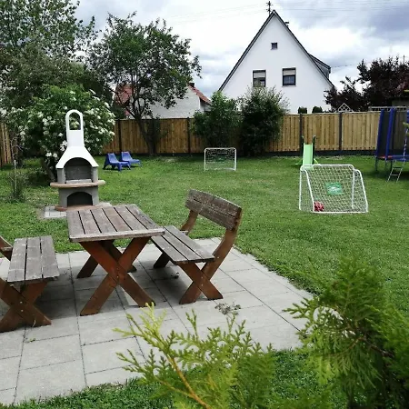 Ferienwohnung Fur 2 Personen 2 Kinder Ca 55 M In Burgau, Schwaben Schwaben Bayern - A81949 *