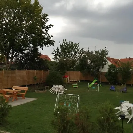 Ferienwohnung Fur 2 Personen 2 Kinder Ca 55 M In Burgau, Schwaben Schwaben Bayern - A81949 Burgau